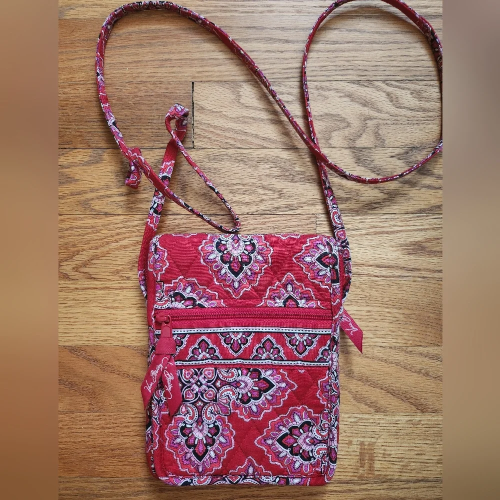Vera Bradley.Crossbody Bag